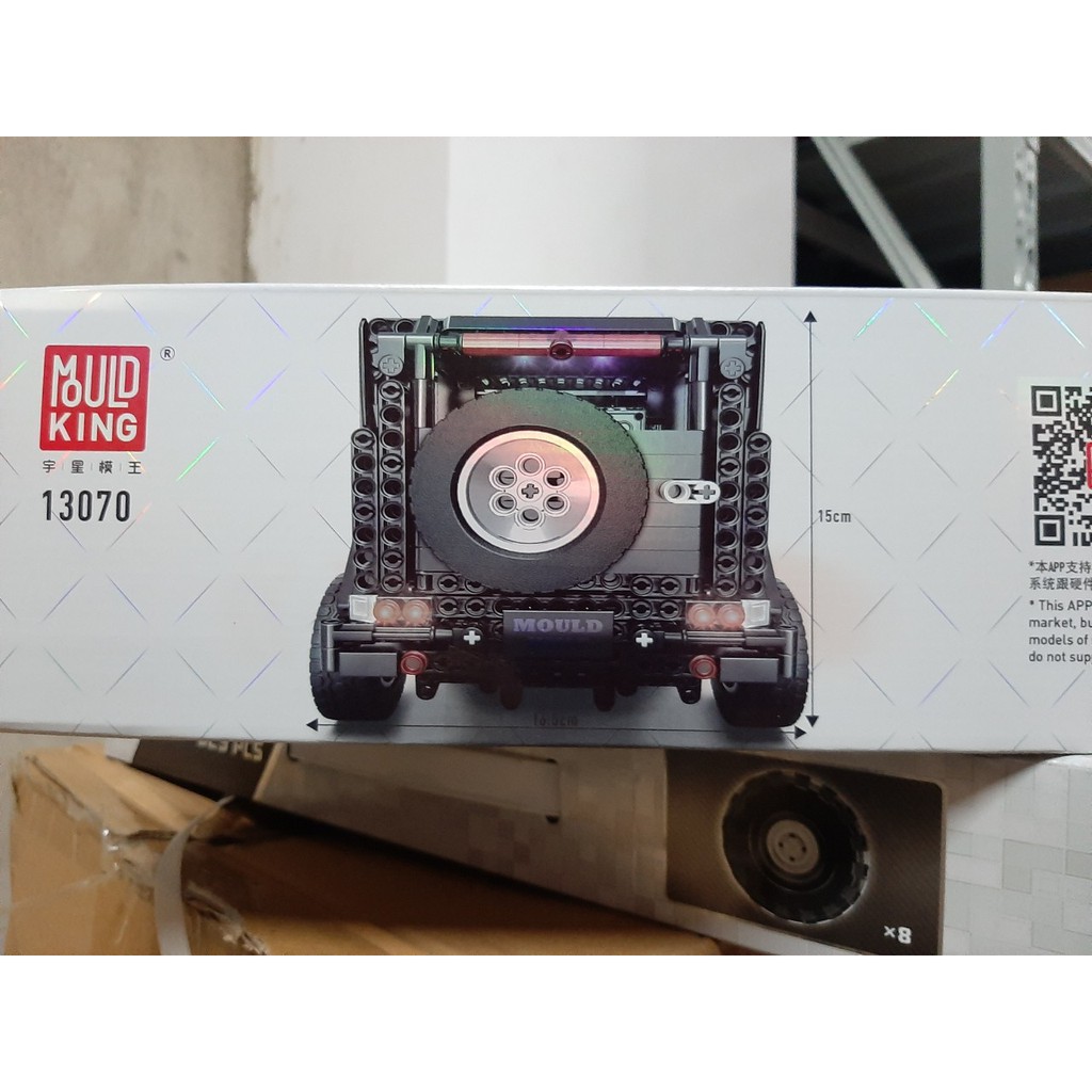 Lắp ghép Mô hình xe oto vượt địa hình màu đen mouldking 13070 có động cơ và điều khiển từ xa