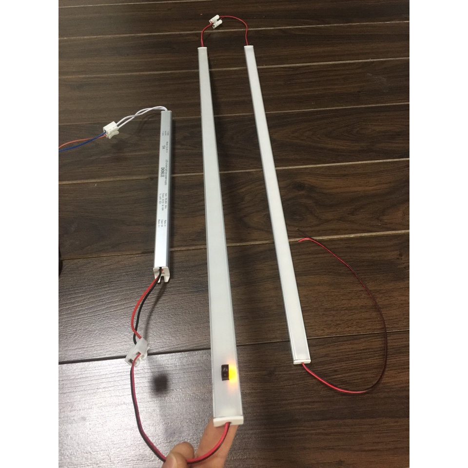 Đèn LED Tủ Quần Áo 40cm ->120cm Nhôm U16-7mm Công Suất 8w->22w Dùng Cảm Biến Vẫy Tay Bảo Hành 1 Năm