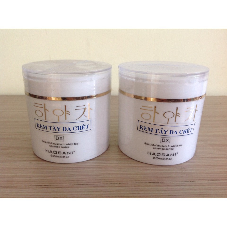 Kem massa + tẩy da chết Haosani lọ 250ml