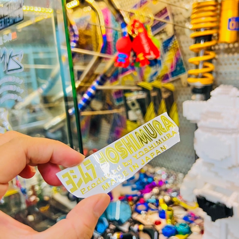 Tem Logo Sticker Metal Gold Crom 24k nổi bật trên mọi nền màu