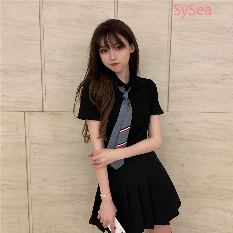 áo có cà vạt và chân váy đồng phục cho nữ
