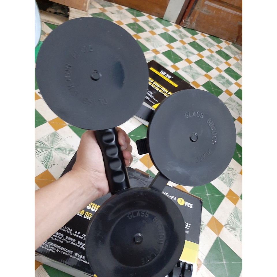 Hít kính 3 chấu hàng cao cấp, nâng kính đến 235kg, gạch215kg, có gấn tay chống trượt, hít bản to 13,5cm, công ghệ nhật