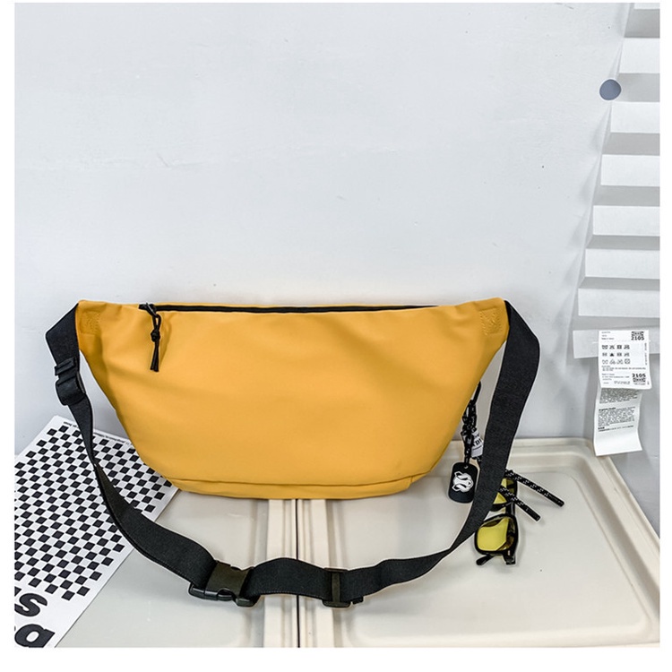 Túi đeo chéo ngực thời trang cá tính cho nam | BigBuy360 - bigbuy360.vn