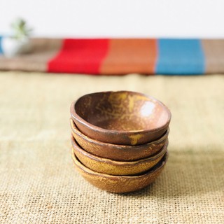 Chén gốm mộc nâu vàng nhỏ