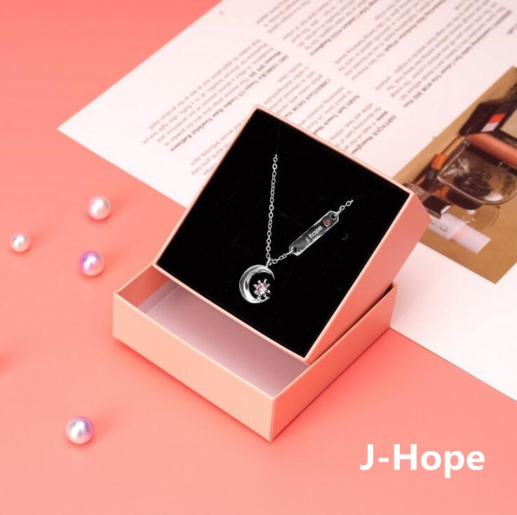 Vòng cổ Hợp Kim Mặt Tròn Khắc Tên Thành Viên Nhóm Bts 7th