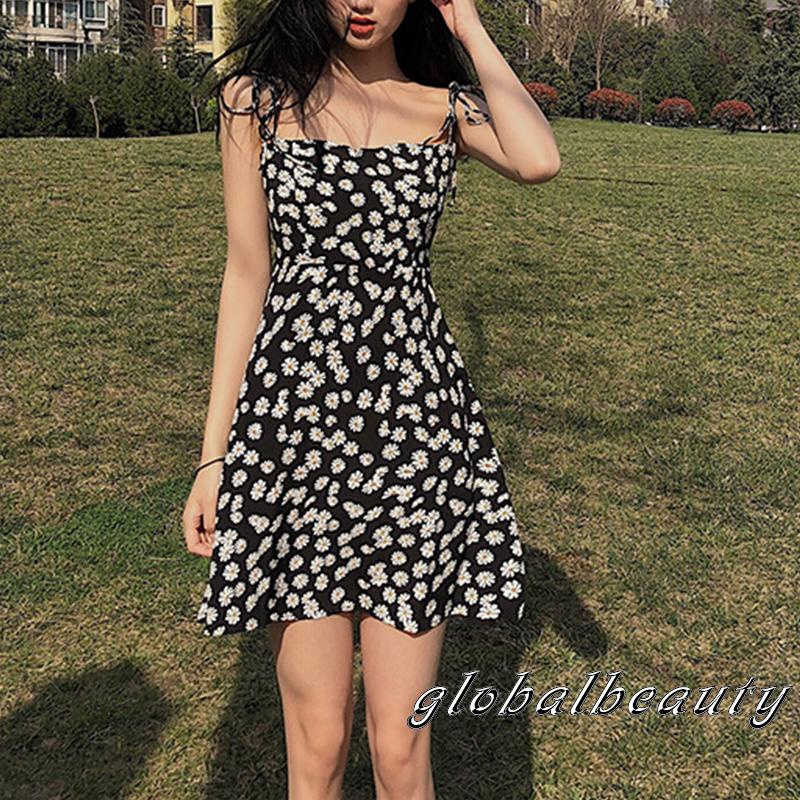 Đầm Chữ A Hai Dây Cổ Thuyền Họa Tiết Hoa Cúc Nhỏ Thời Trang Cho Nữ | BigBuy360 - bigbuy360.vn