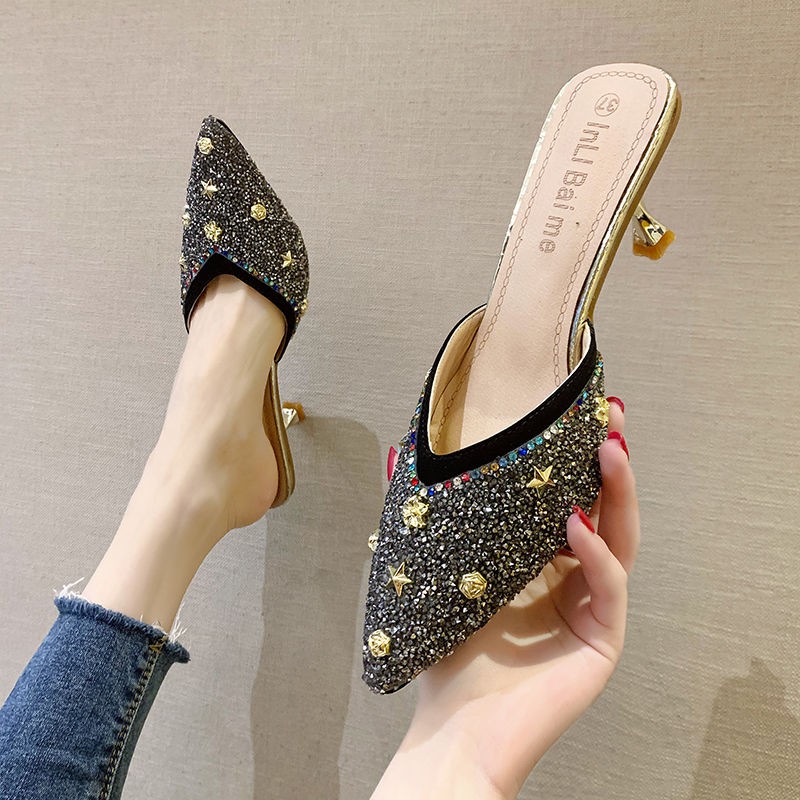 Dép Bít Mũi Thời Trang Mùa Hè Cho Nữ☆Giày Cao Gót Mũi Nhọn Phong Cách Quyến Rũ☆Giày Sandal Đinh Tán