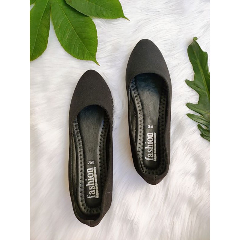 Giày búp bê đen vải đế nhựa NAHI BB02 | BigBuy360 - bigbuy360.vn