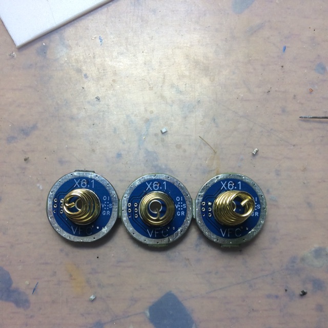 Mạch đèn pin VFC X6 , tương tự BLF A6 , BLF X6