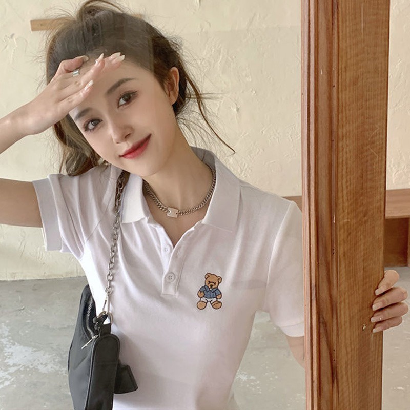 Đầm Thun Tay Ngắn Cổ Bẻ Thêu Hình Gấu Dễ Thương Cho Nữ