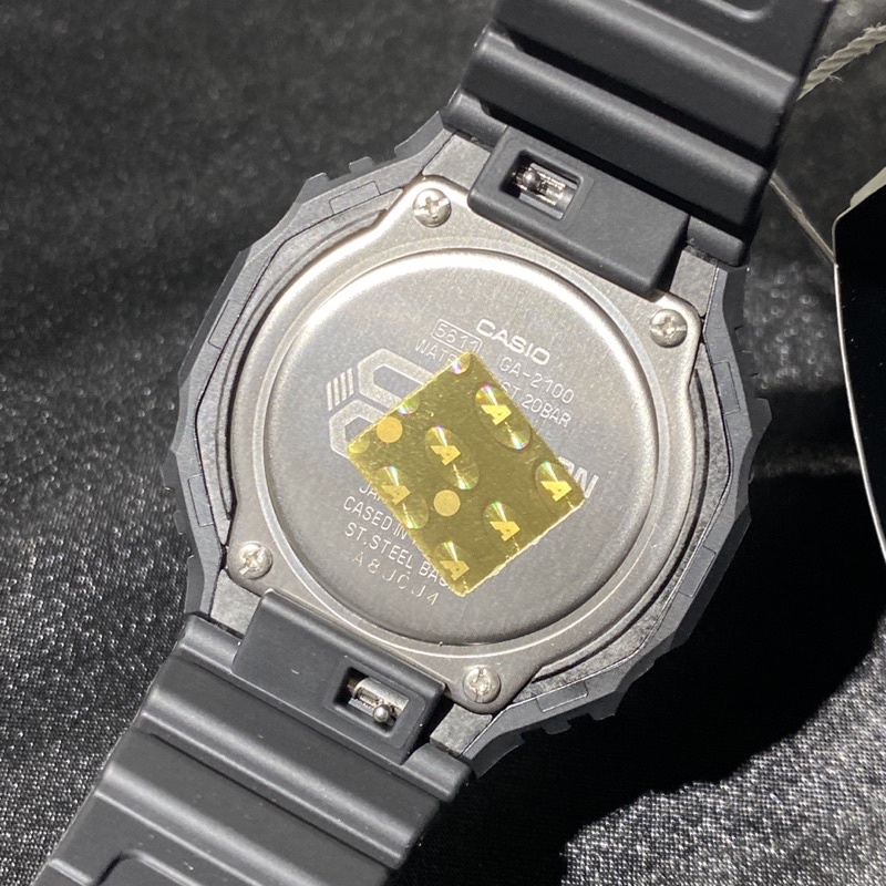 Đồng hồ nam Casio G-shock GA-2100-1A- Kích thước vỏ : 48,5×45,4×11,8mm