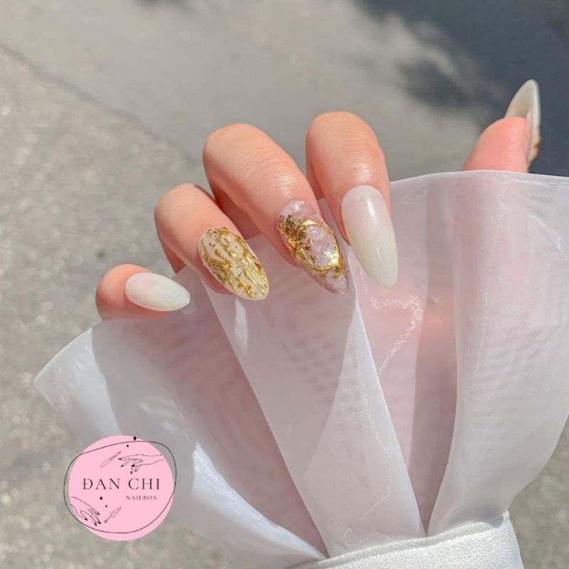 NailBox móng úp thiết kế sẵn Mẫu Thạch Trắng