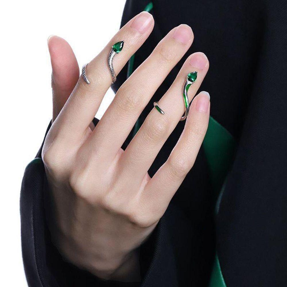 Nhẫn Hình Rắn Đính Đá Zircon Màu Xanh Lá Cây Thời Trang Thích Hợp Làm Quà Tặng Cho Bạn Gái