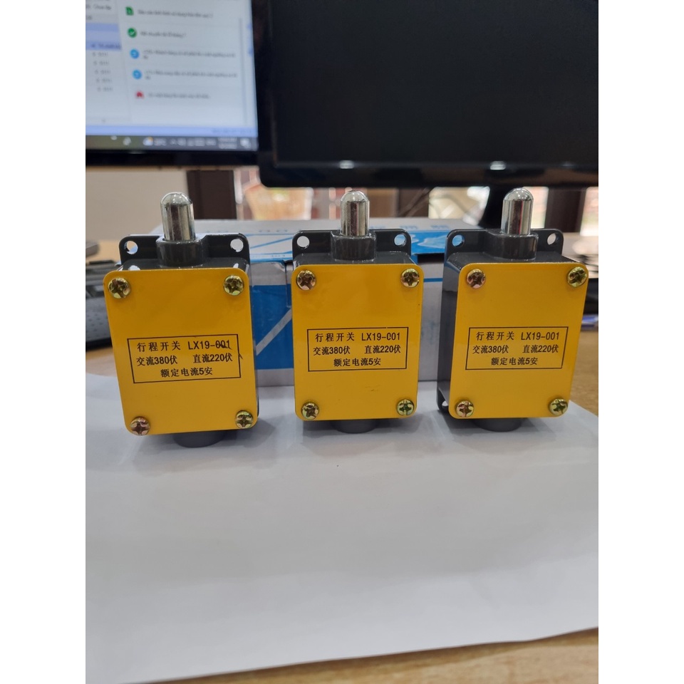 Công tắc hành trình LX19-001