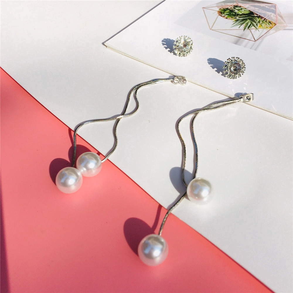 Khuyên tai dáng dài phối ngọc trai nhân tạo thời trang Hàn Quốc cho nữ