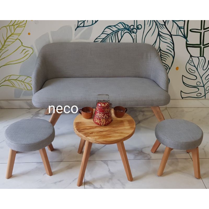 Sofa nệm bọc vải (tặng 2 ghế đôn)