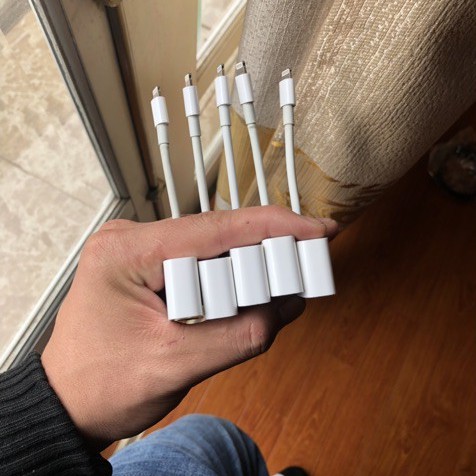 Cáp chuyển đổi Apple Lightning to VGA (A1439)