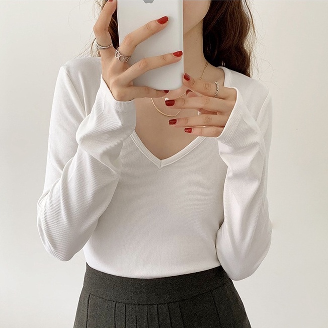 áo thun nữ tay dài chất tăm lạnh cổ v tone tây xinh xắn