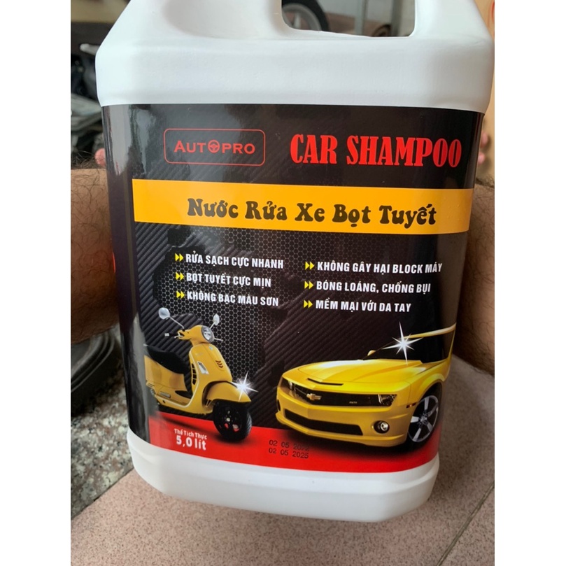 Nước rửa xe bọt tuyết chuyên dụng Car Shampoo 5L cho ô tô, xe máy