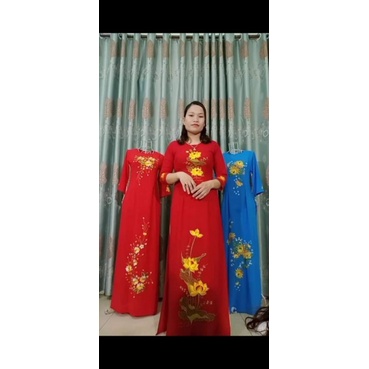 Áo dài tằm ý thêu