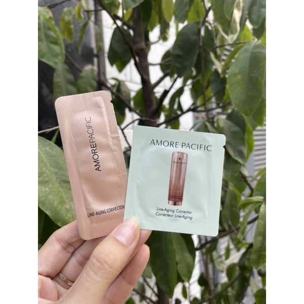 Serum chống nhăn Amore pacific line aging corector gói 1ml