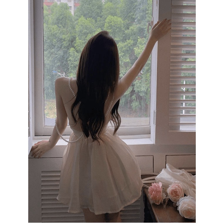 Mẫu HOT Thiết Kế Trend 2022 -- Đầm Tơ Hở Lưng Hai Dây Đính Cườm Tôn Dáng Y Hình UP