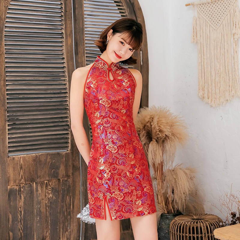 Sườn xám cách tân cổ đứng không tay xẻ tà gợi cảm cho nữ