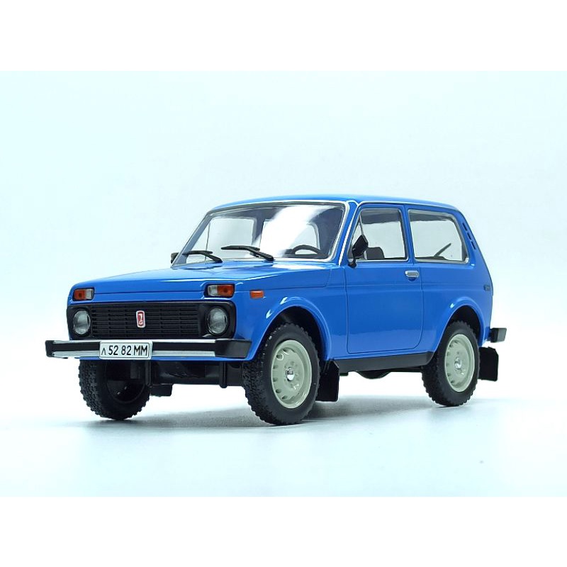 Mô hình xe Lada Niva tỷ lệ 1/24