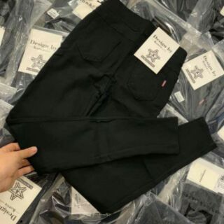 Quần skinny đen