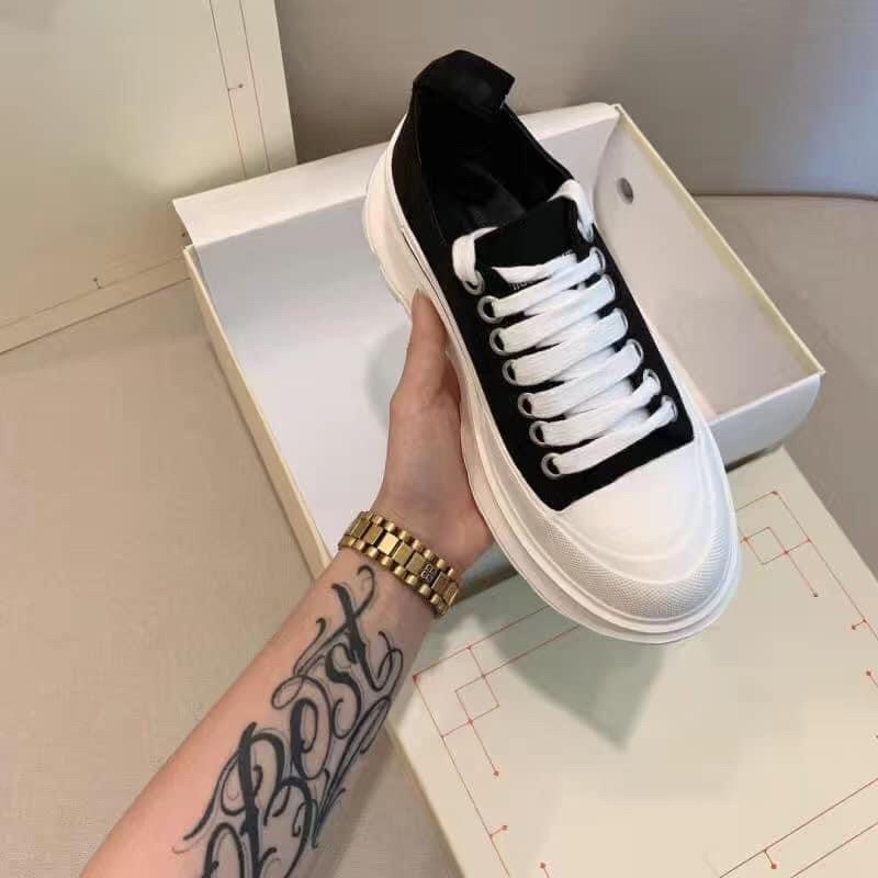 Giày thể thao đế bánh mỳ cực kì hách dáng 💕