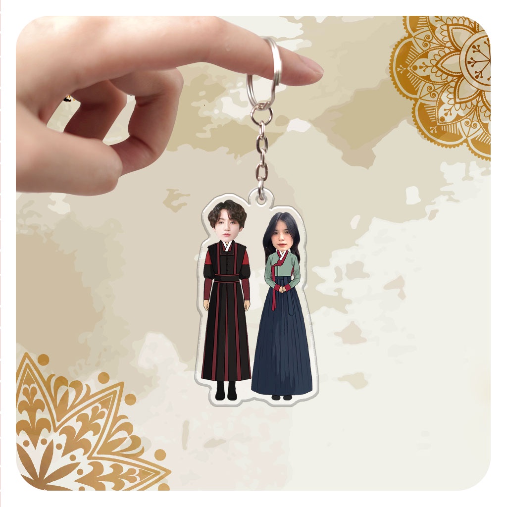 Móc khóa cặp đôi Hanbok dễ thương in theo yêu cầu ghép mặt idol