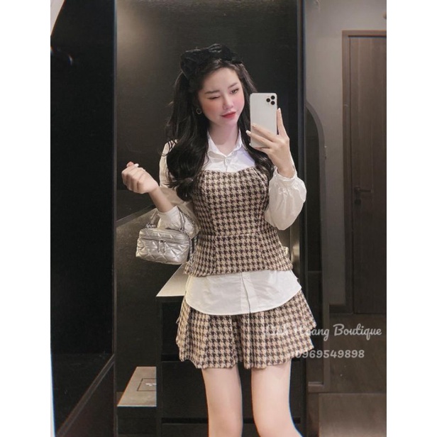 Set váy nữ dạ kẻ nâu áo sơ mi phối yếm dạ, chân váy xếp ly xinh xắn.Set đồ nữ thiết kế dễ thương, ấm áp.
