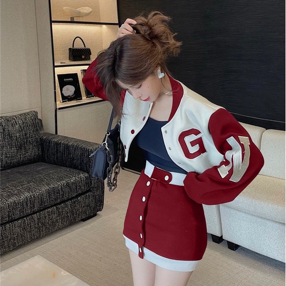 Set Đồ Thể Thao Gồm Áo Khoác Bóng Chày Tay Dài In Chữ + Chân Váy Lưng Cao Phong Cách Trung Hoa Thời Trang Mới
