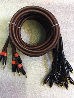 Dây 3.5 ra 2 av dài 1.5m