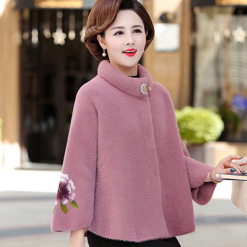 Mẹ mặc cho người trung niên và già áo khoác ngắn mùa thu mới giả lông cừu len cardigan đông thêu dệt kim phiên bản Hàn Q