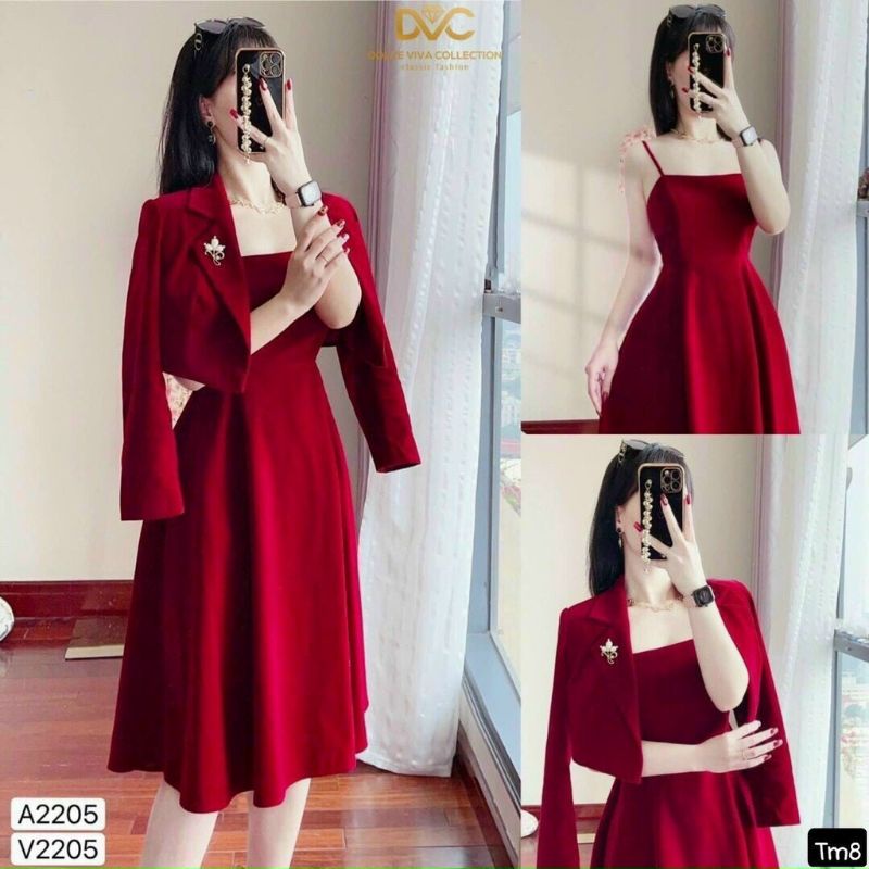 Sét đầm kèm áo khoác và phụ kiện đính đá