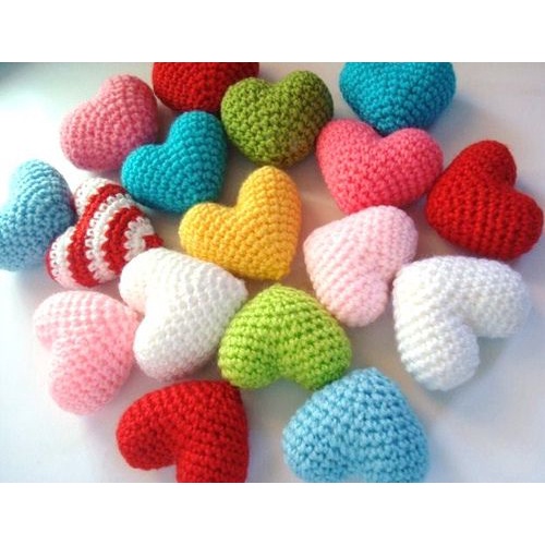 Trái tim handmade bằng len | Trái tim len quà tặng valentine / sinh nhật / trang trí