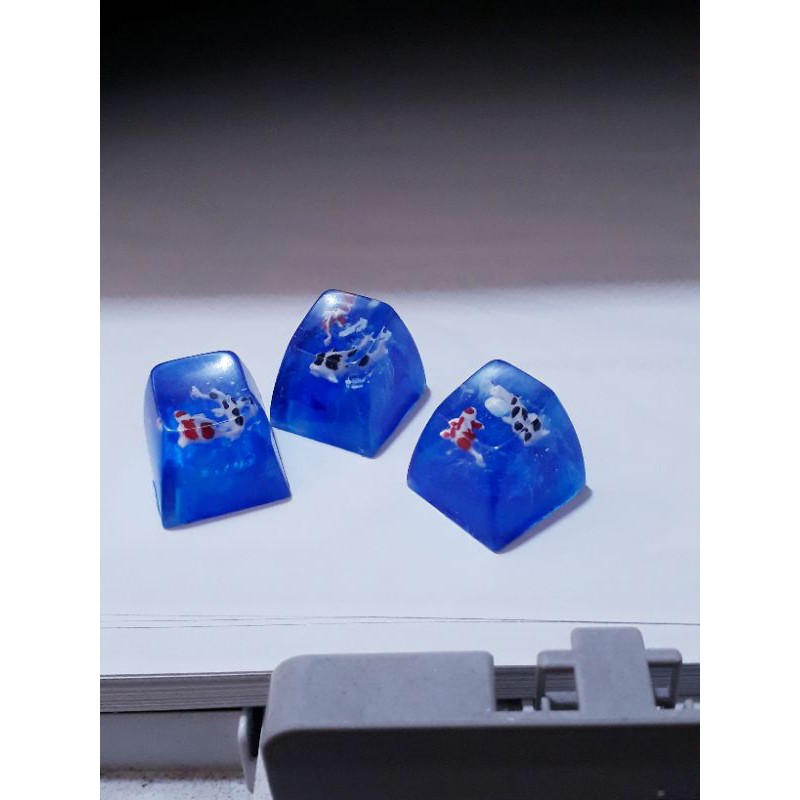 Keycap artisan cá koi SA R1 trang trí bàn phím cơ gaming.