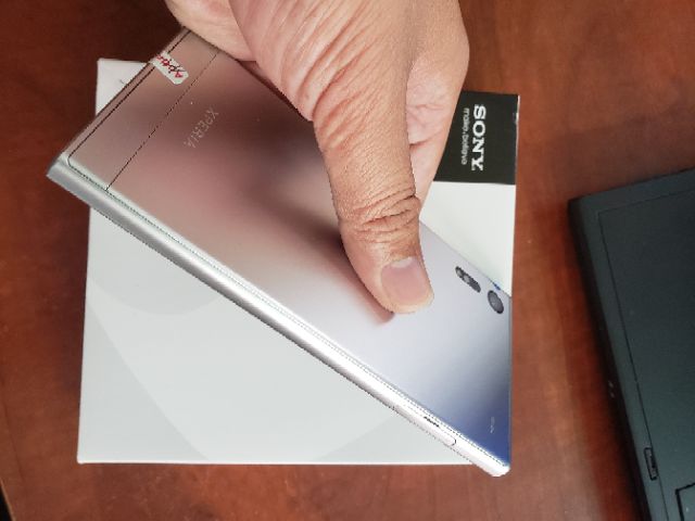 Điện thoại Sony Xperia XZ 32G mới 99%