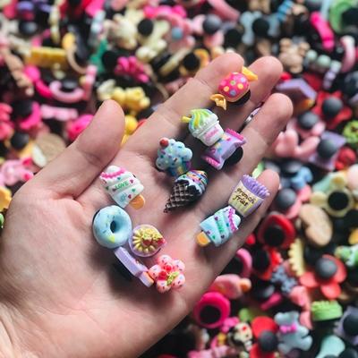 Bộ 5 Sticker 3D-nhí-đá gắn dép siêu dễ thương