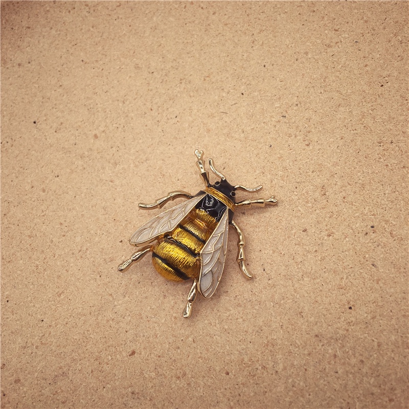 Ghim Cài Áo Hình Bọ Cánh Cứng/Bướm/Bướm Dễ Thương Vui Nhộn Cho Nam Và Nữ