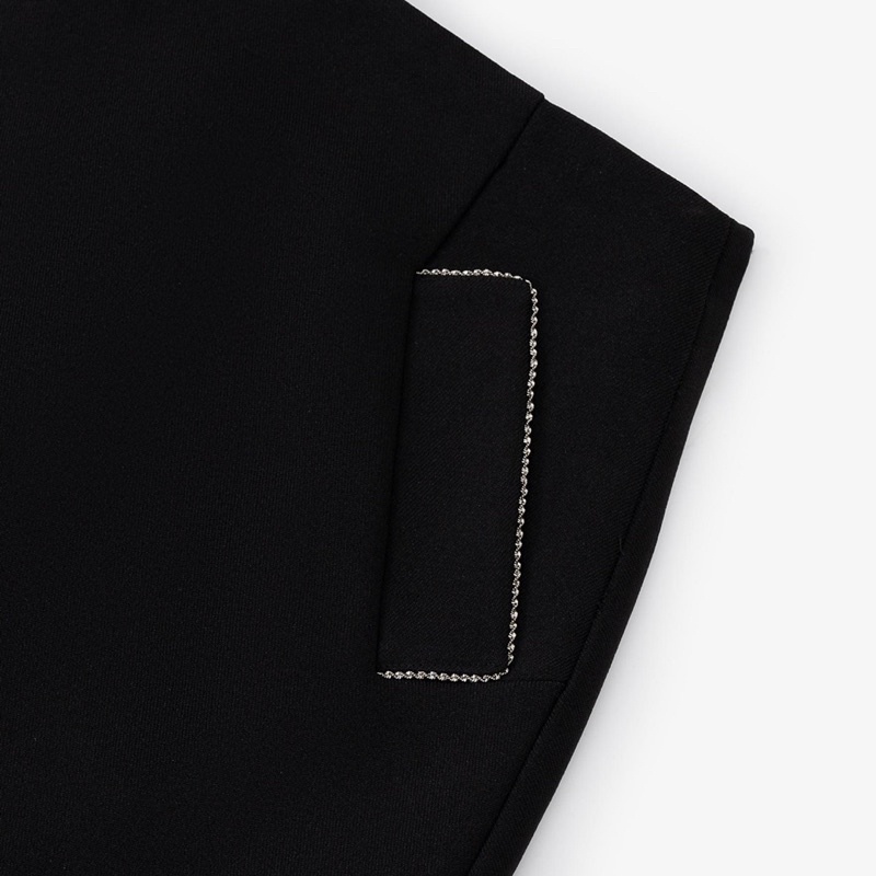 Set Áo ADELA Chân Váy Vest Công Sở Nữ NKN Vai Độn V1DE C17DE