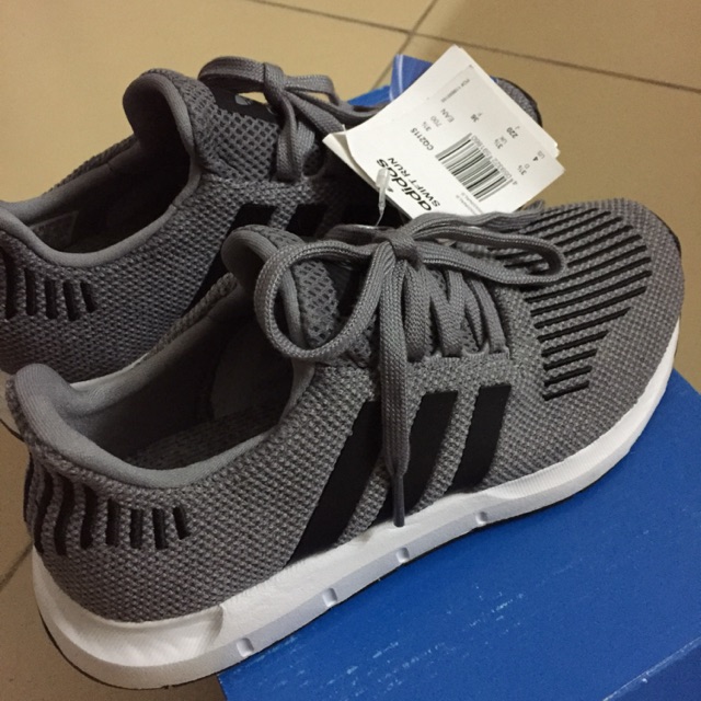 Adidas Swift Run size 36