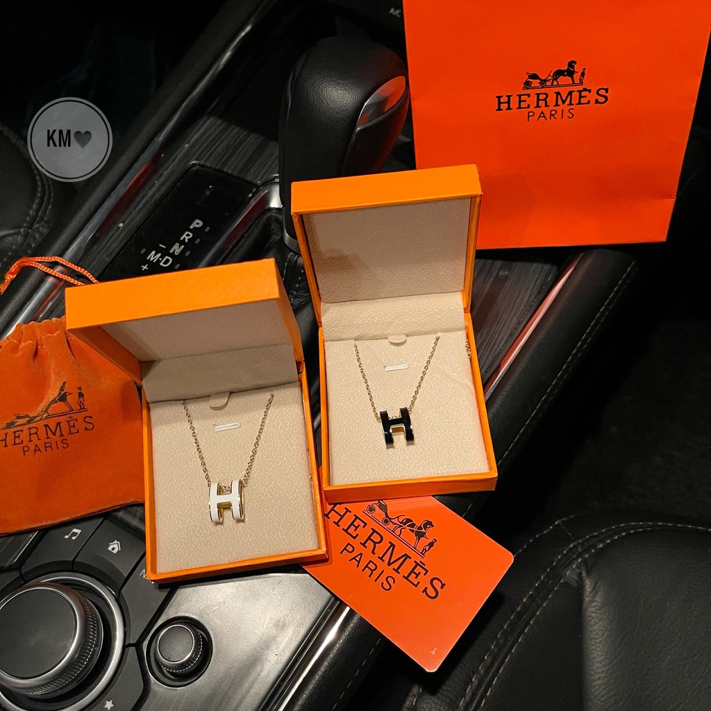 Set vòng cổ + khuyên tai chữ H  titan cao cấp,sang trọng quí phái