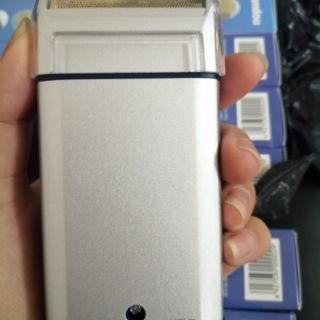 Máy cạo râu Yandou SC-W301U