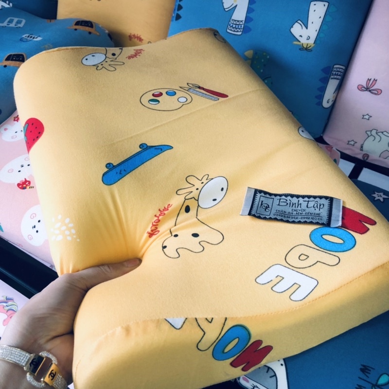 Gối Trẻ Em Massage Cao Su Non Nhập Khẩu Mềm Mại Size 32x47cm