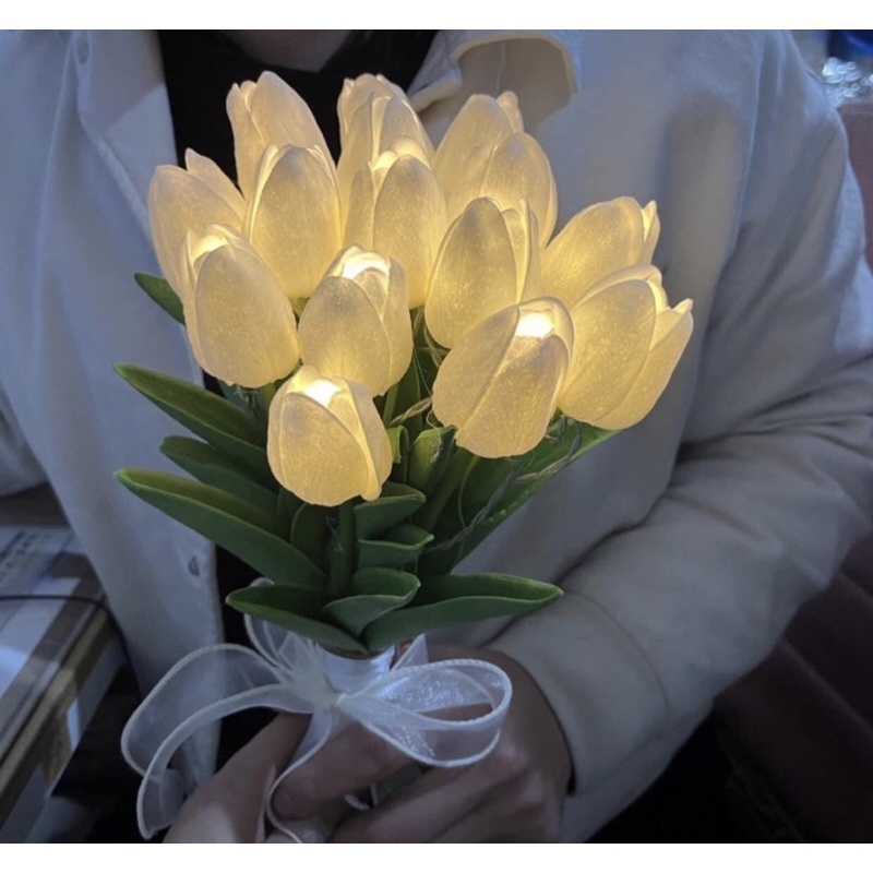 BÓ 10 BÔNG HOA TUY LUÝP BÓ SẴN GẮN ĐÈN LED