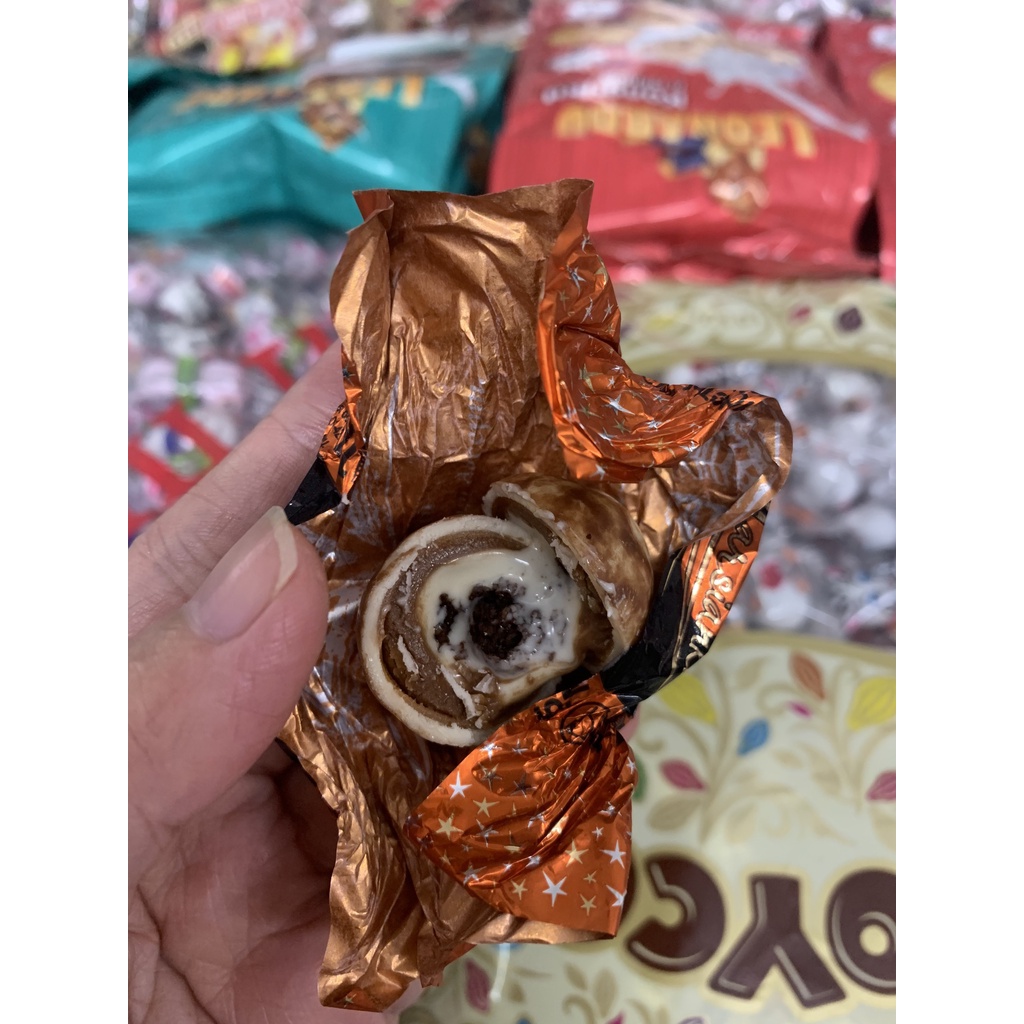 KẸO SOCOLA NHÂN KEM MIX VỊ NGA 300G