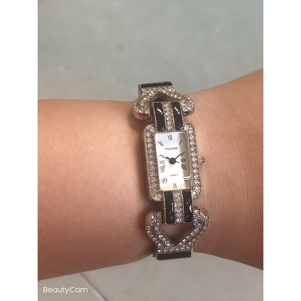 Đồng hồ nữ hiệu pedre quartz