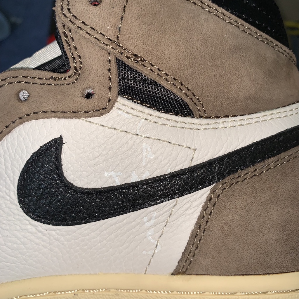 Giày Sneaker Air Jordan 1 High Travis Scott - Phiên bản TC